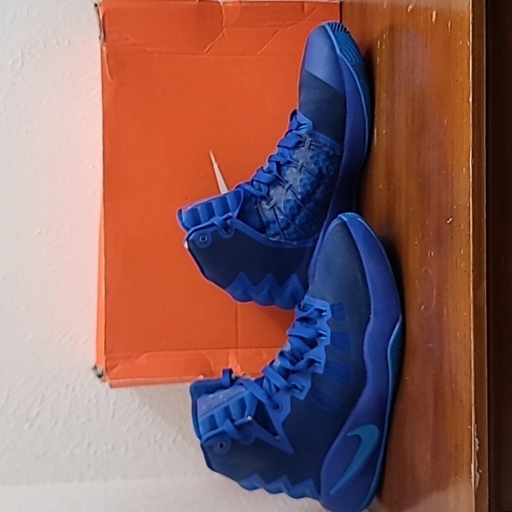 Nike Zoom Hyperdunk 2016 Game Royal Boys Sneakers 845120-440 Size 7Y GS - Picture 4 of 16